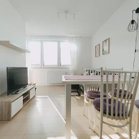 Dobrego Pasterza 120d By Homeprime קרקוב